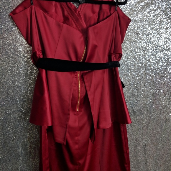 Draped Bodice Peplum Dress - Picture 5 of 5